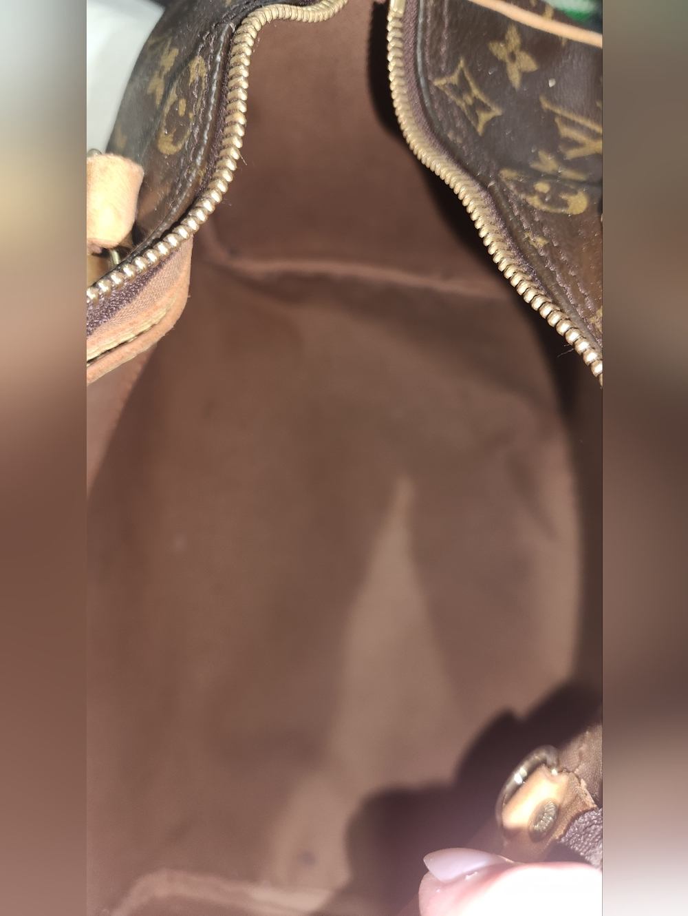 Louis Vuitton Speedy 25 Bag - Picture 2 of 9